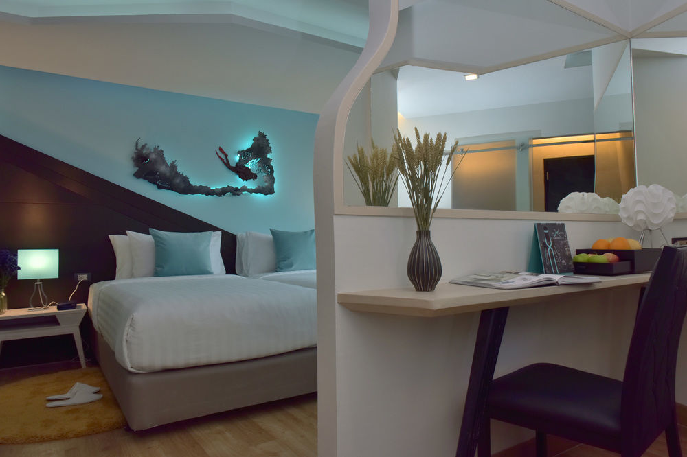 The Xtreme Suites Бангкок Экстерьер фото